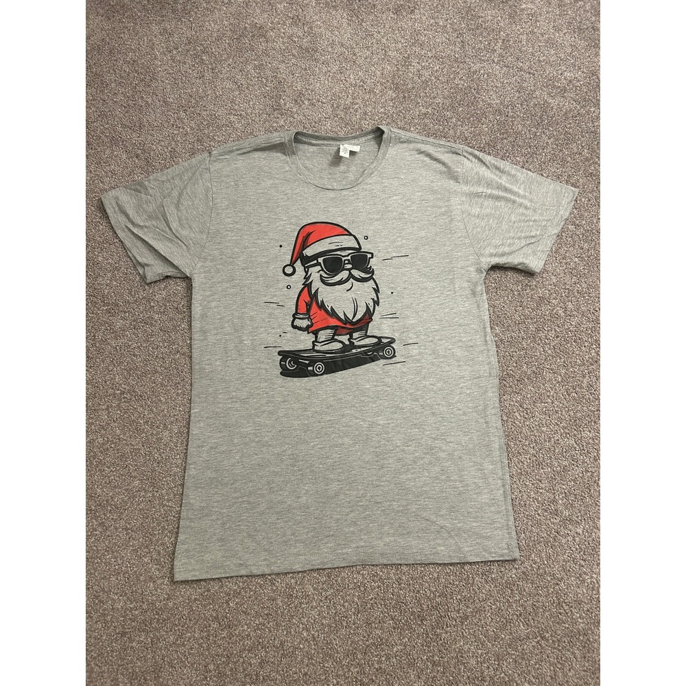 Olio T-Shirt Mens Medium Gray Excellent Skater Santa Graphic Tee